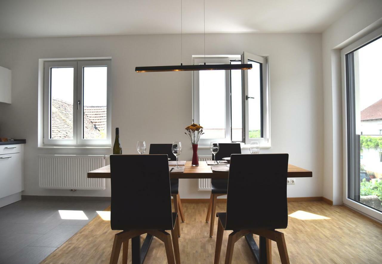 Ferienwohnung Weingut Nickel Neustadt an der Weinstraße Exterior foto